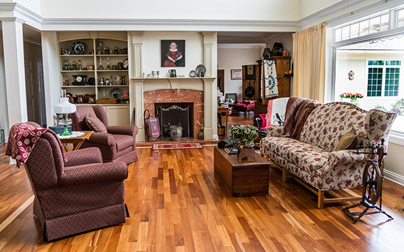 Radiant floor heat - livingroom scene.